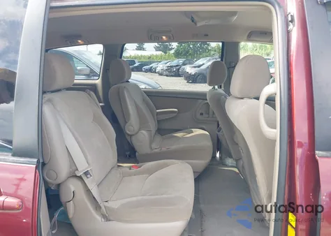 2004 Toyota Sienna Xle z USA, uszkodzony, nr VIN 5TDZA22C44S203726